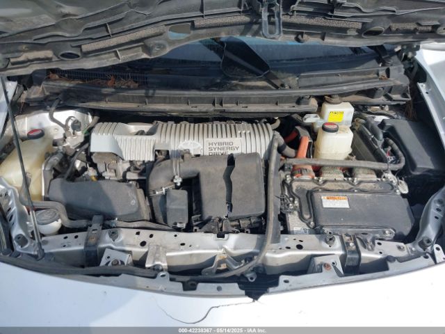 JTDKN3DU4E0374319 Toyota Prius Three