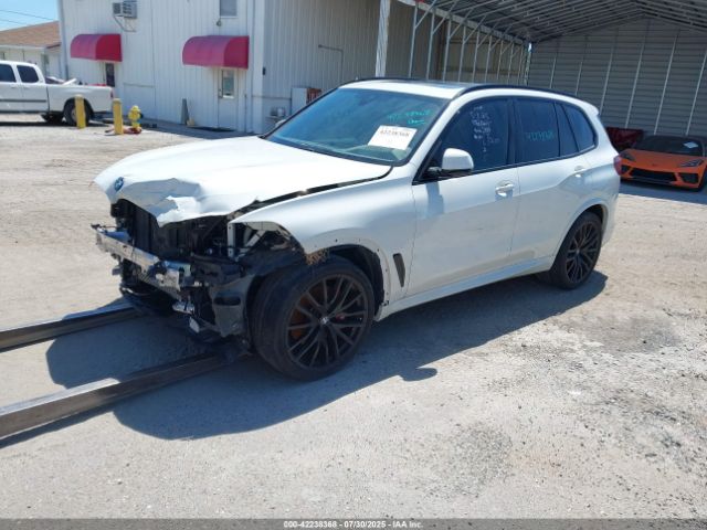 2022 BMW X5 5UXCR4C01N9J84646 Photo 1