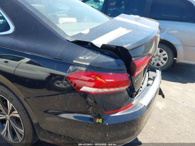 1VWSA7A30MC003988 Volkswagen Passat 2.0t Se
