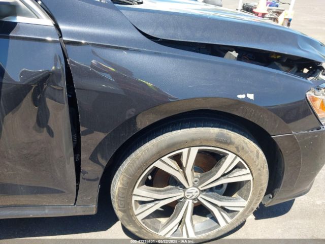 1VWSA7A30MC003988 Volkswagen Passat 2.0t Se