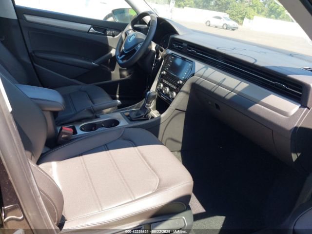 1VWSA7A30MC003988 Volkswagen Passat 2.0t Se