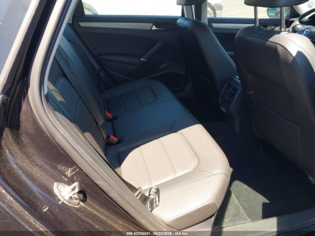 1VWSA7A30MC003988 Volkswagen Passat 2.0t Se