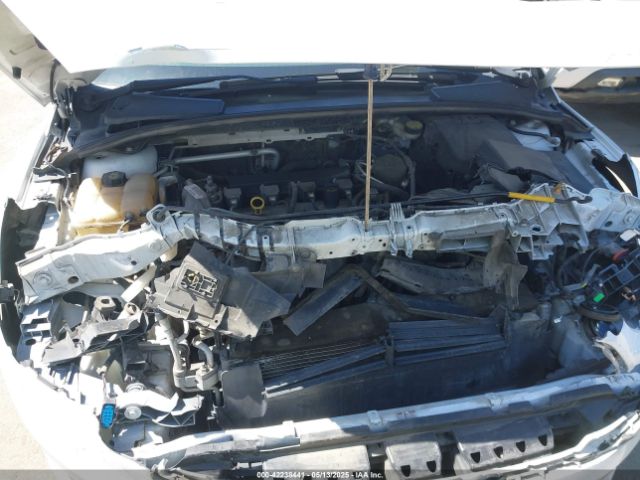1FADP3K21FL319997 Ford 2015