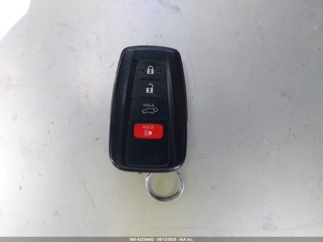 5TDHARAH4MS507897 Toyota Highlander Hybrid Xle