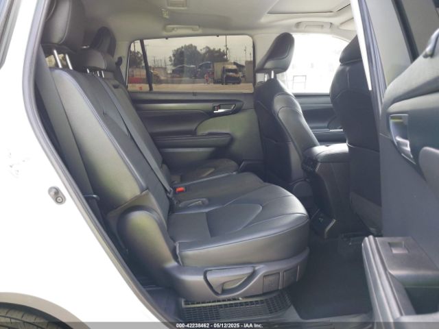5TDHARAH4MS507897 Toyota Highlander Hybrid Xle
