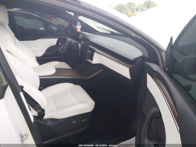 2023 TESLA MODEL X 7SAXCBE57PF427843 Photo 4