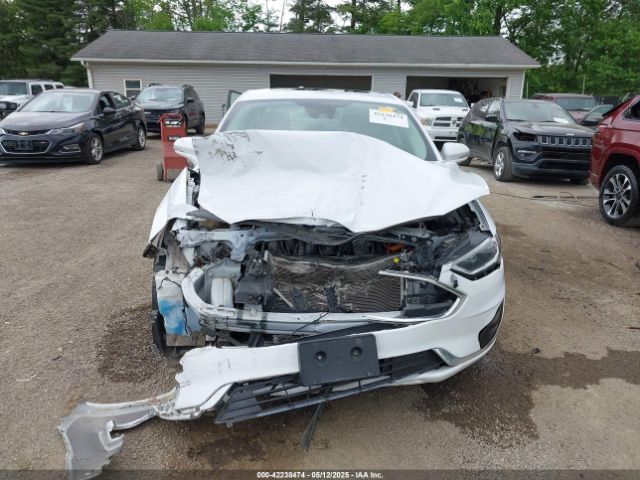 3FA6P0MU9KR189520 Ford Fusion Hybrid Sel