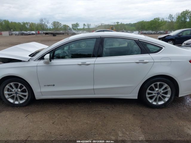 3FA6P0MU9KR189520 Ford Fusion Hybrid Sel