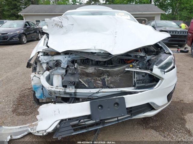 3FA6P0MU9KR189520 Ford Fusion Hybrid Sel