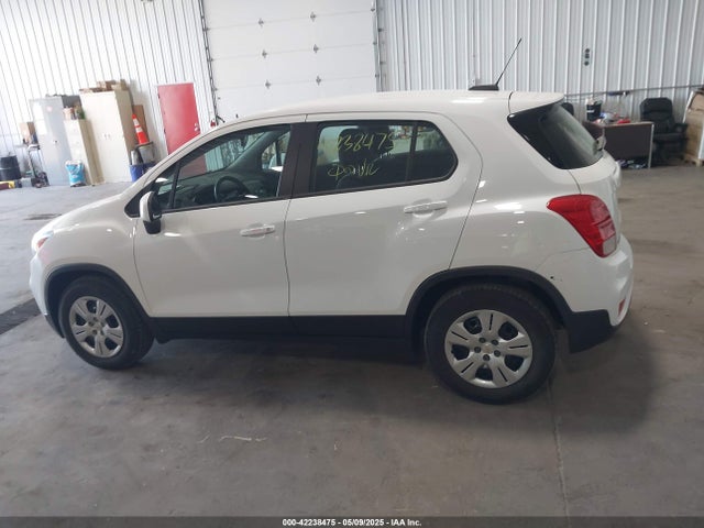 Chevrolet TRAX LS 2017 3GNCJKSB1HL285110 Image 14