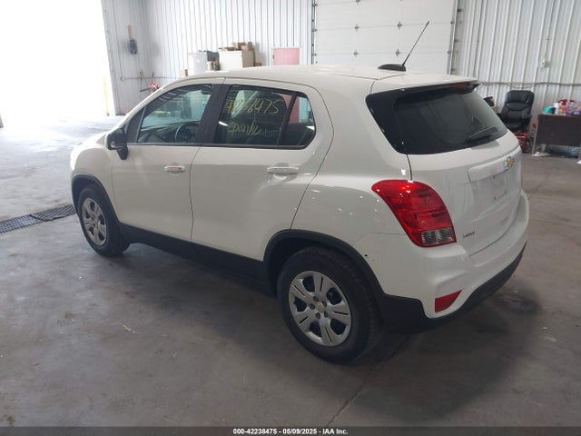 Chevrolet TRAX LS 2017 3GNCJKSB1HL285110 Image 3