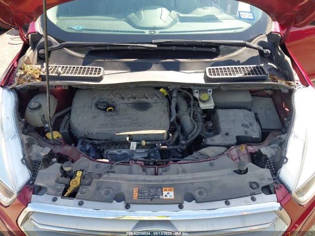 1FMCU0GD2JUB52619 Ford ESCAPE SE