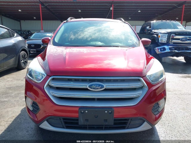 1FMCU0GD2JUB52619 Ford ESCAPE SE