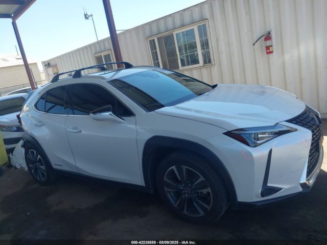 JTHP9JBH8L2033378 Lexus UX 250H