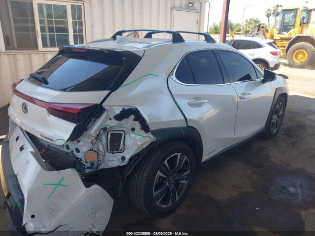 JTHP9JBH8L2033378 Lexus UX 250H