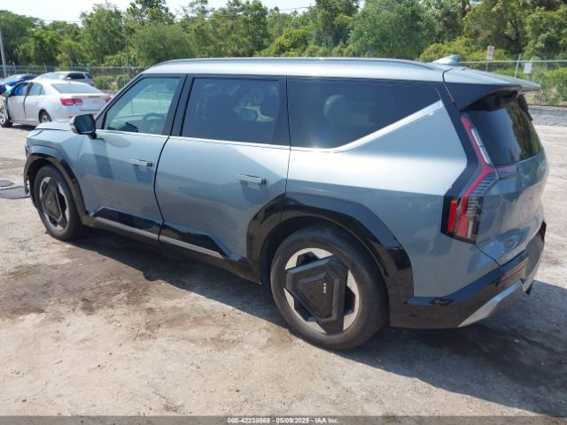 KNDADFS53R6026624 KIA 2024