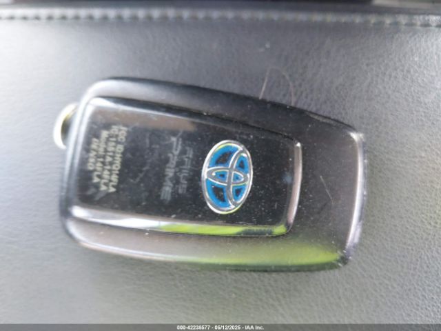 JTDKAMFP3N3202936 Toyota Prius Prime Xle
