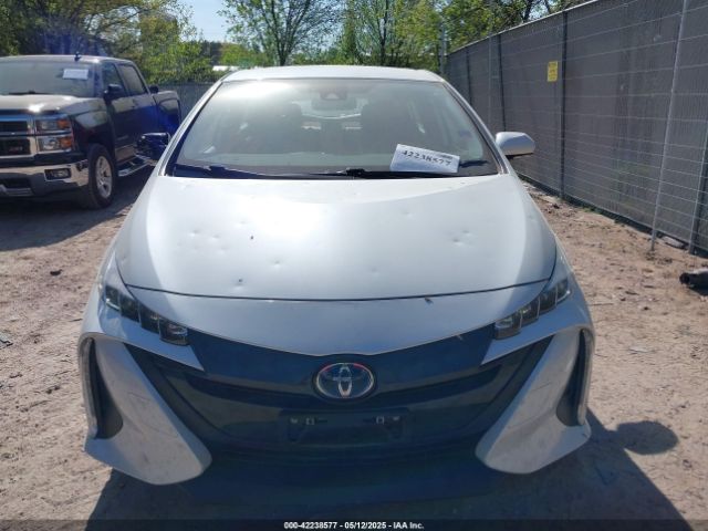 JTDKAMFP3N3202936 Toyota Prius Prime Xle