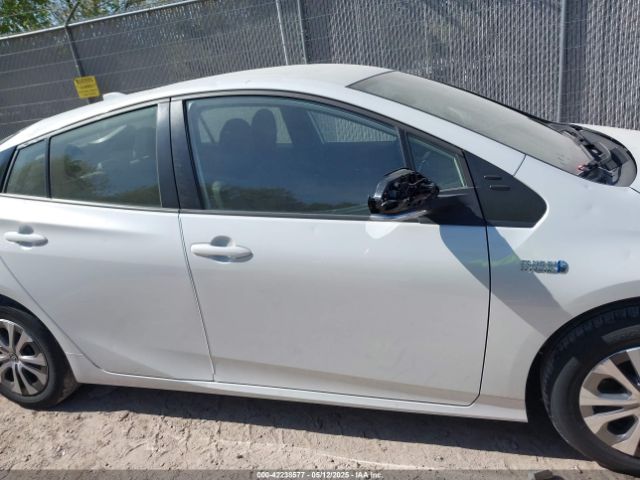 JTDKAMFP3N3202936 Toyota Prius Prime Xle