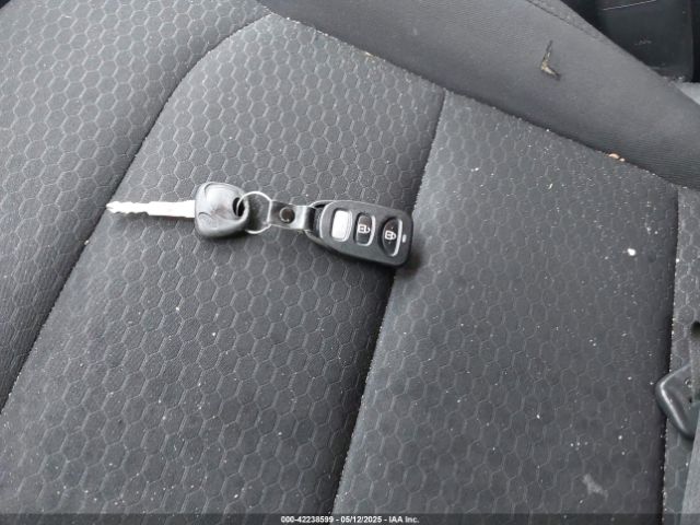 5NPD74LF1LH498494 Hyundai ELANTRA SE