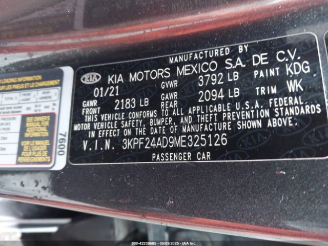 3KPF24AD9ME325126 KIA FORTE FE