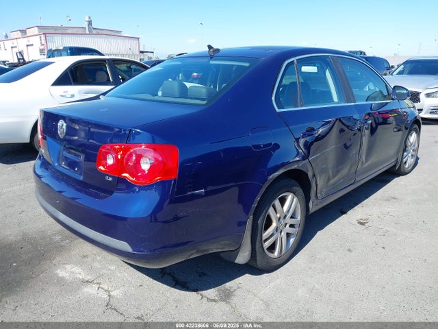 2007 Volkswagen Jetta 2.5 მანქანა იყიდება აუქციონზე, vin: 3VWDF71K67M134993, აუქციონის ნომერი: 42238606