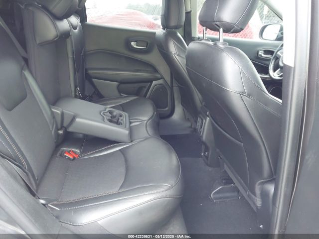 3C4NJDBB9LT129693 Jeep 2020