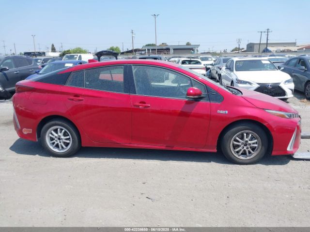 JTDKARFP7L3163262 Toyota Prius Prime Xle