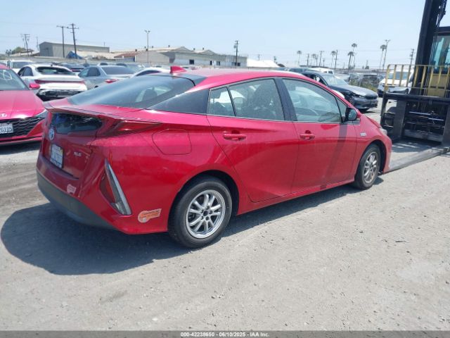 JTDKARFP7L3163262 Toyota Prius Prime Xle