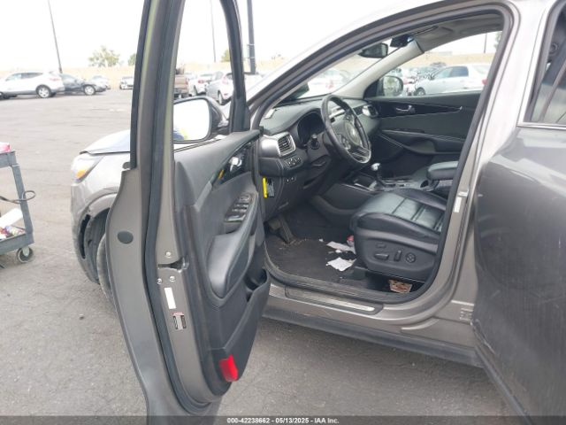 5XYPK4A53JG398410 KIA Sorento 3.3l Sx
