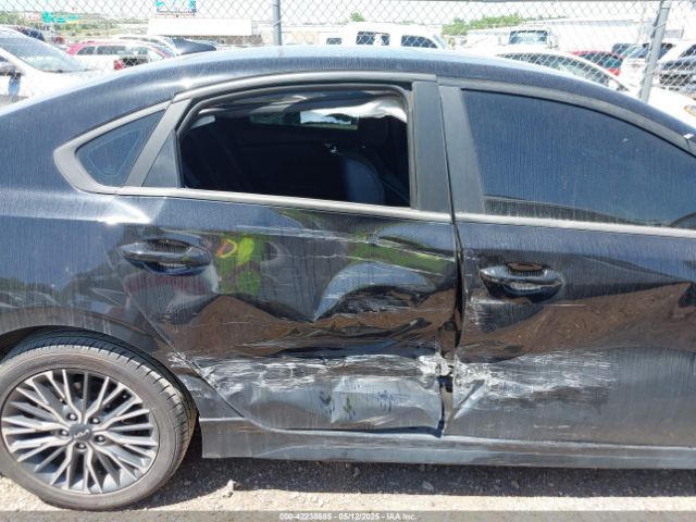 2022 KIA FORTE 3KPF54AD1NE439243 Photo 5