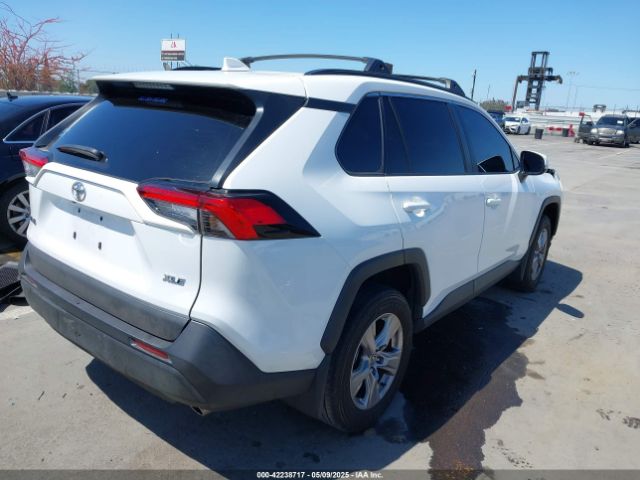2022 TOYOTA RAV4 2T3W1RFV4NW233025 Photo 3