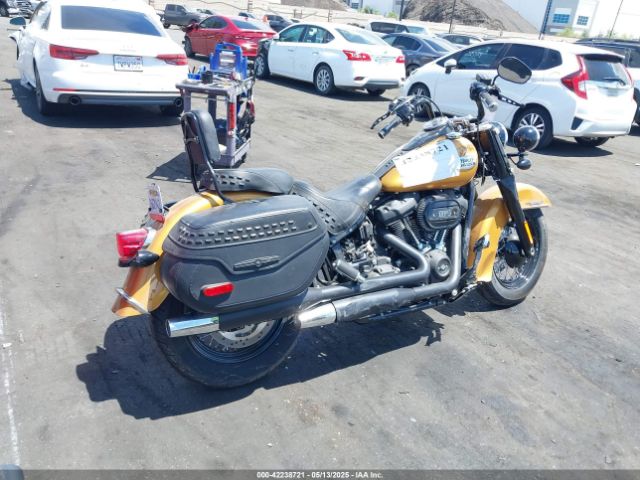 2023 HARLEY-DAVIDSON FLHCS 1HD1YBK22PB018004 Photo 3