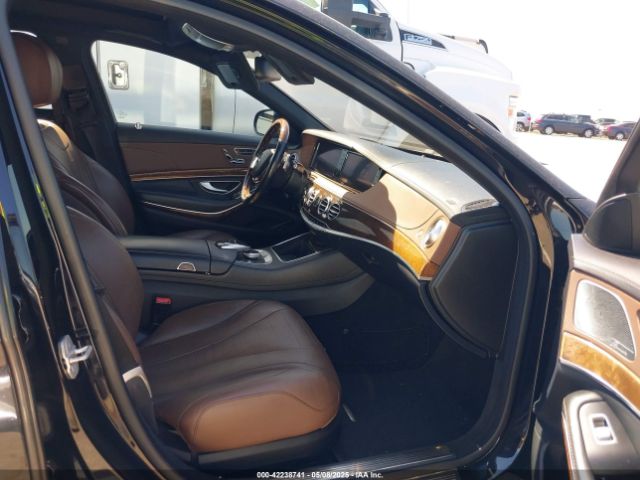 WDDUG8CB0GA223321 Mercedes-Benz S 550