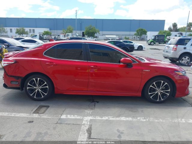 4T1G31AK6LU015803 Toyota Camry Se Hybrid