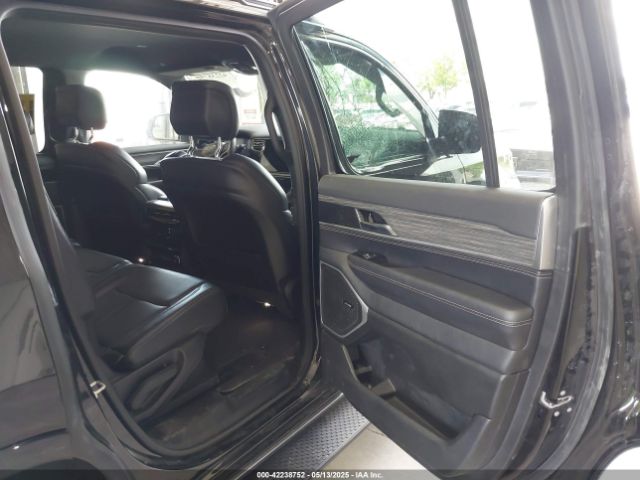 1C4SJVBP7RS164876 Jeep Wagoneer Series Ii 4x4
