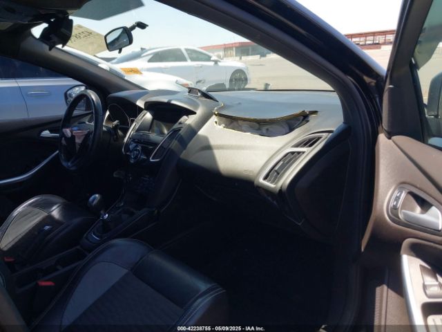 1FADP3L91HL263929 Ford FOCUS ST