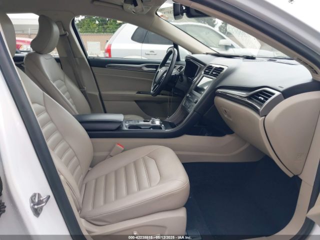 3FA6P0CD5KR202264 Ford FUSION SEL