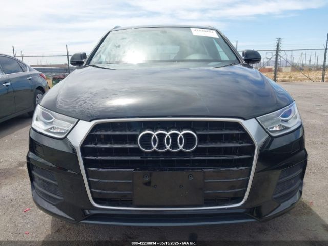 WA1HCCFS3HR013914 Audi Q3 2.0t Premium