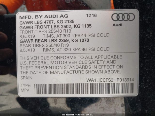 WA1HCCFS3HR013914 Audi Q3 2.0t Premium