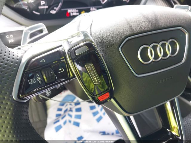2023 AUDI E-TRON GT WAUCJBFWXP7000992 Photo 10