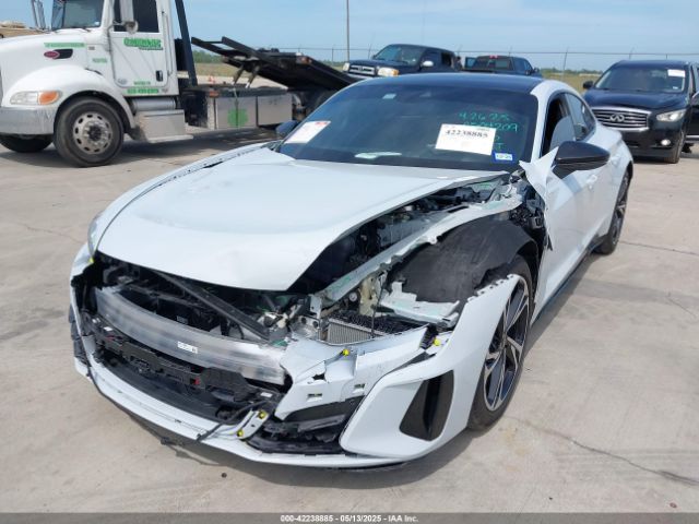 2023 AUDI E-TRON GT WAUCJBFWXP7000992 Photo 5