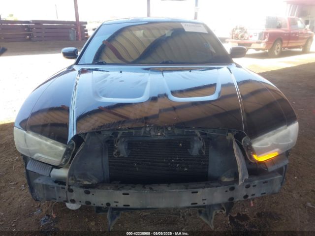 2C3CDXHG9EH104098 Dodge Charger Sxt