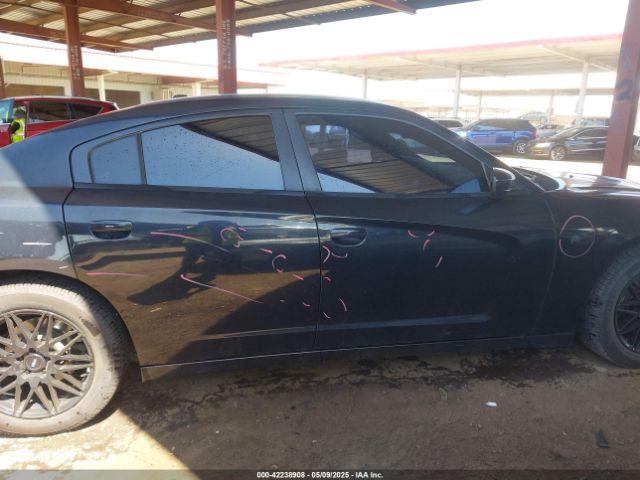 2C3CDXHG9EH104098 Dodge Charger Sxt