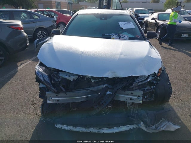 4T1K61AK1MU585677 Toyota CAMRY XSE