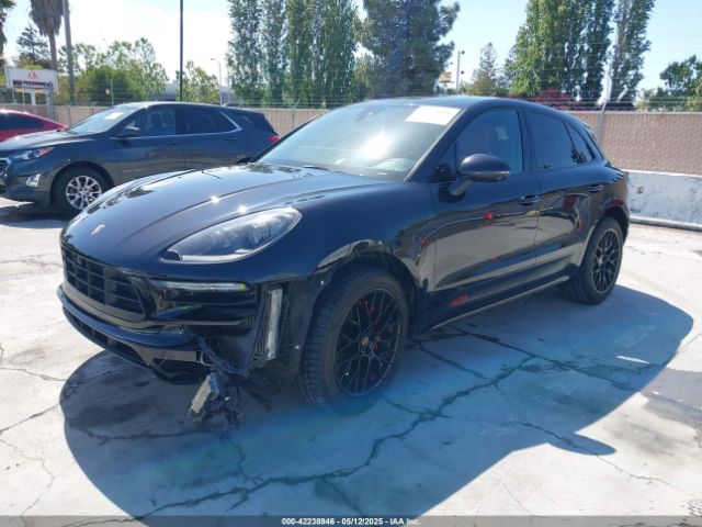 2017 PORSCHE MACAN WP1AG2A55HLB53391 Photo 1