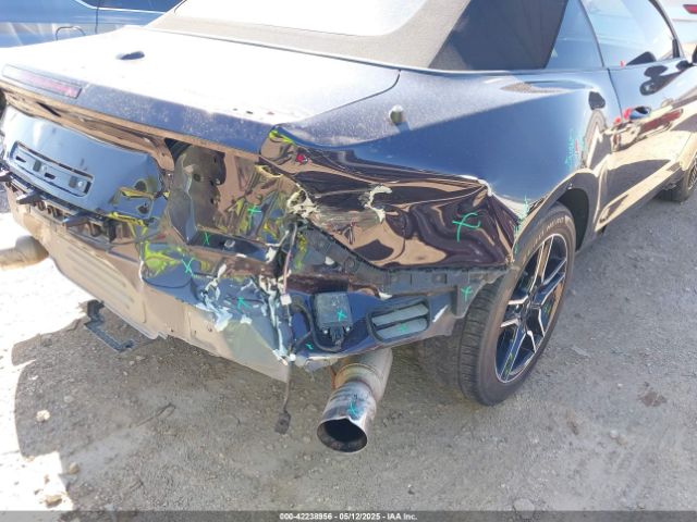 1FATP8UH5N5133246 Ford 4v