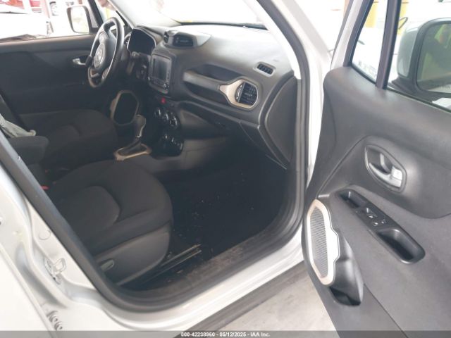 ZACCJBBB2HPG35957 Jeep Renegade Latitude 4x4