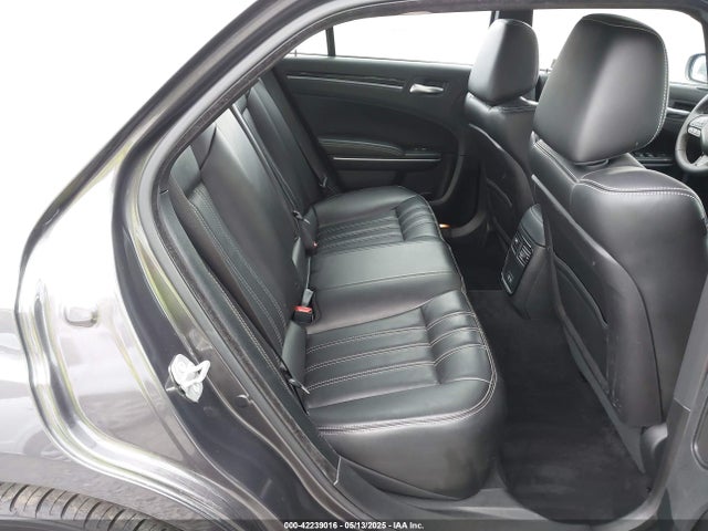 Chrysler 300 300s 2023 2C3CCABG1PH561239 Image 8