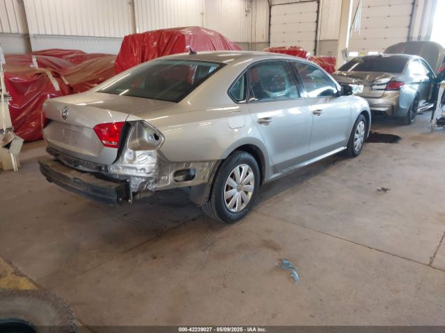 2013 VOLKSWAGEN PASSAT 1VWAP7A38DC014523 Photo 3